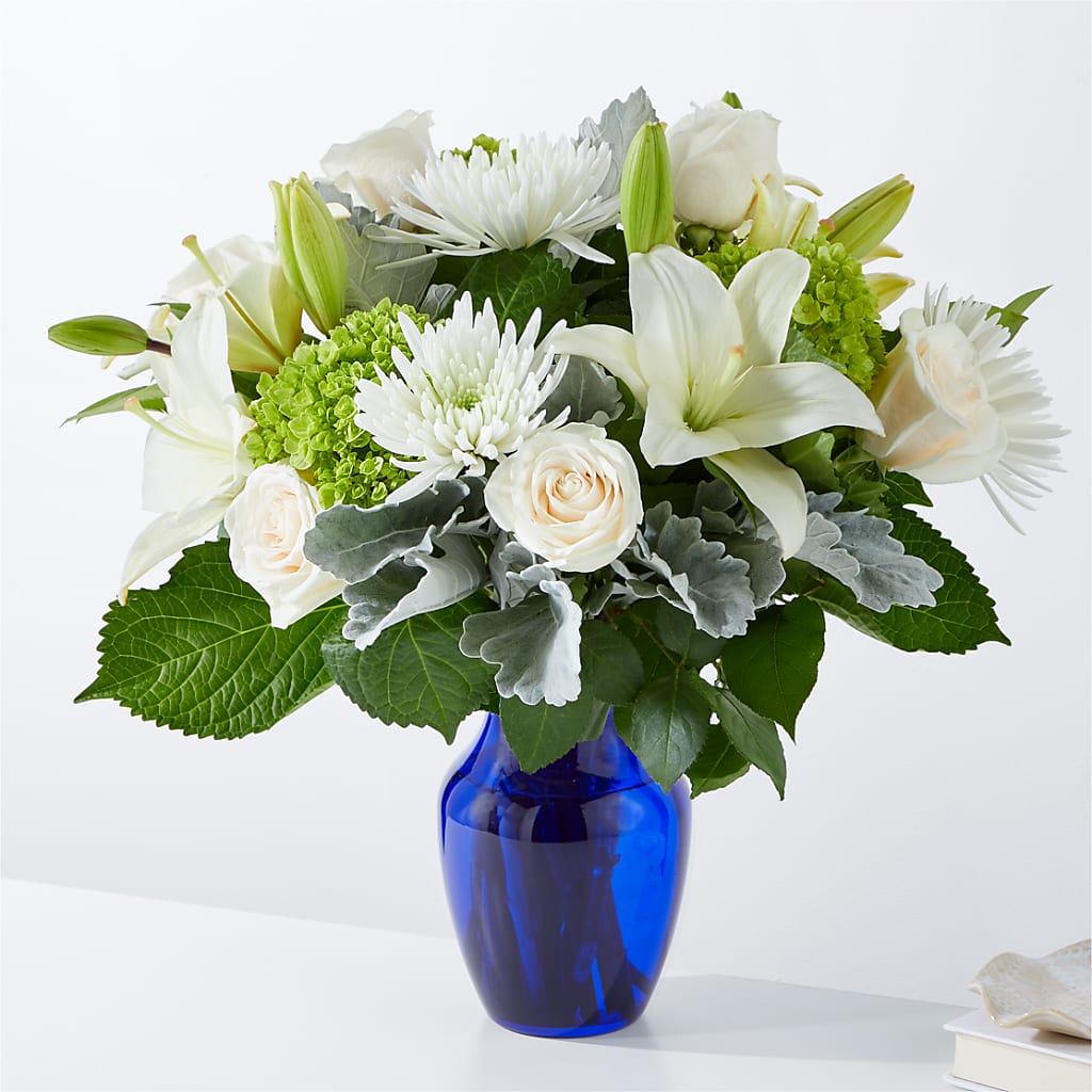 Snowy Dreams Bouquet – Gifted Delights, Bullhead City AZ