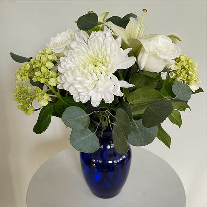 Snowy Dreams Bouquet –  Gifted Delights, Bullhead City AZ